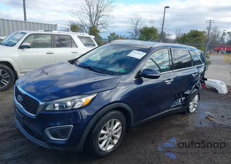 2016 Kia Sorento 2.4L Lx z USA, uszkodzony, nr VIN 5XYPG4A3XGG074105